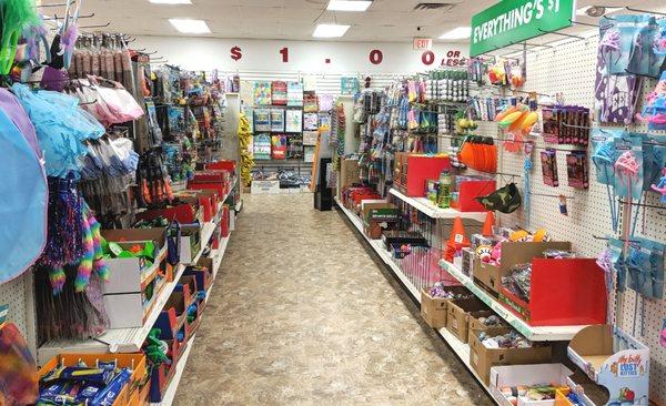 Dollar Tree, Exton -- interior