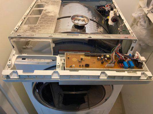 GE ventless dryer repair  Model: DCCH480EK0WW Call now! 212-300-2875 Or visit us at - https://gsappliancerepairnyc.com