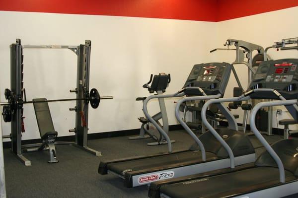 Cardio Equipment/Weight Room