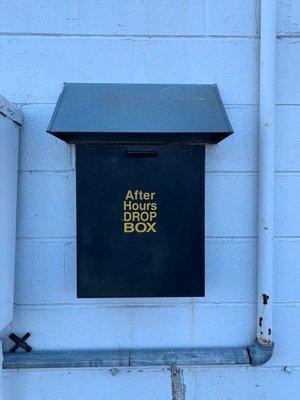 Our drop off box that is easy and safe! Feel free to leave your keys and a note. We'll call you as soon as we are open again!