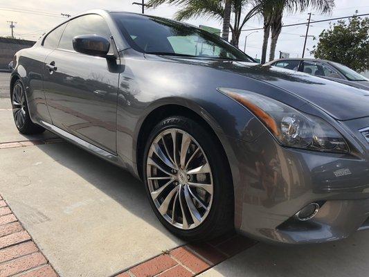 2011 Infiniti G37 sports coupe