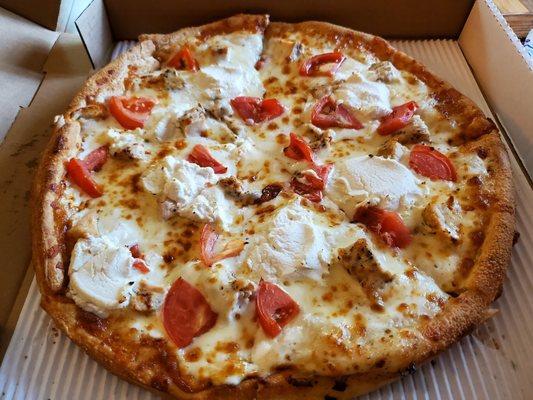 Chicken ranch pizza