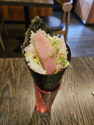 negi hamachi hand roll