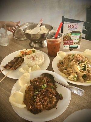 Chicken satay, Thai iced tea, kwetiau goreng and rendang