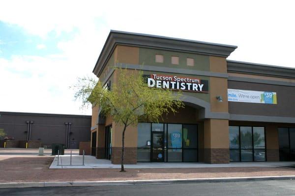 Looking for a family dentist in Tucson, AZ? You have come to the right spot!