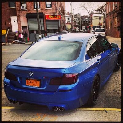 BMW M5 - 2013 - Smoked Tail lights - Black powder coated wheels- Passport 9500ci custom installed radar detector- M package