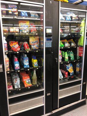 Vending machines for laundry products