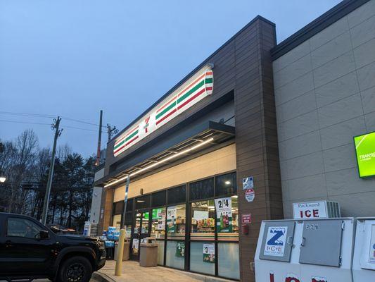 7-Eleven, 5615 S Tryon St, Charlotte