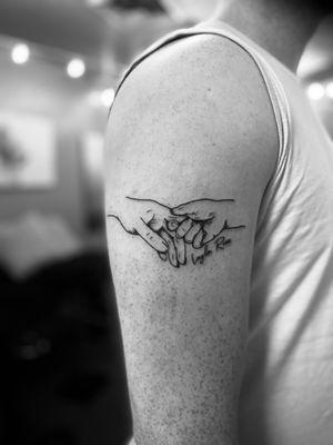 Fine Line arm tattoo.