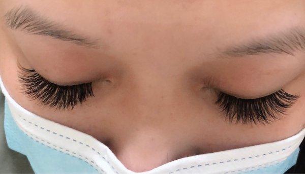 Lashes by Lisa