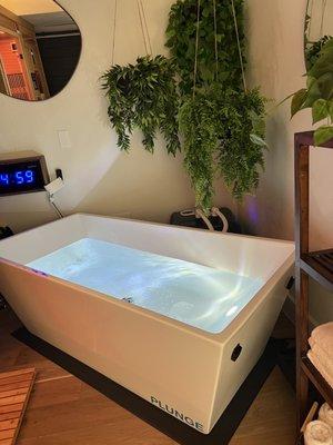 The Plunge bath with plants!! What!