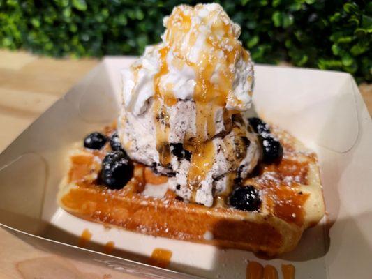 Waffle with cookies and cream ice cream, caramel drizzle, and blueberry.. two thumbs way way way up wholly molly on 1/22/23