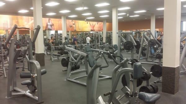 Free weight room