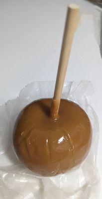 I love this caramel apple on a cold winter night in front of the TV with a guy cup of tea! L