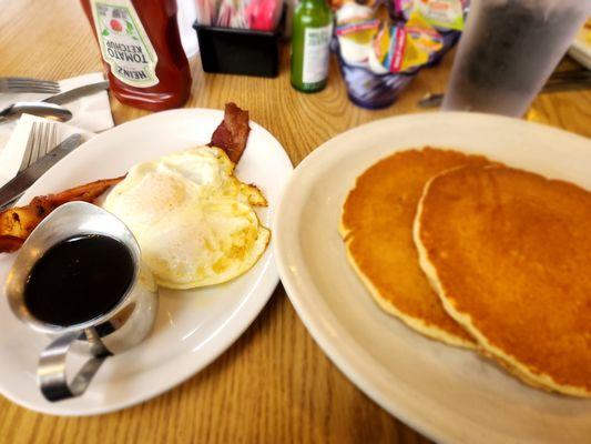 Try the pancakes! Bacon and over easy egg cooked perfectly. Yum, warm syrup.