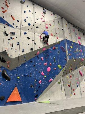 Frontier Climbing and Fitness