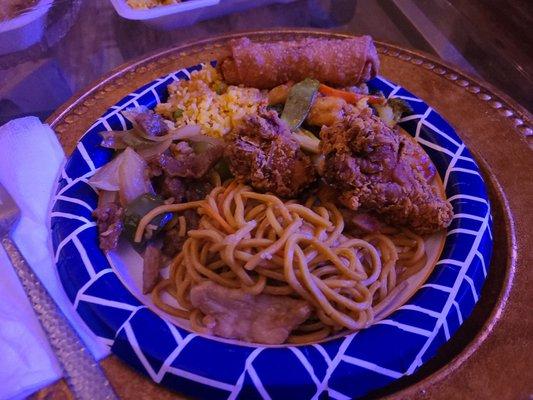 Pepper Steak with Onions, Shrimp with Garlic Sauce, House LoMein, Egg Roll and Wings