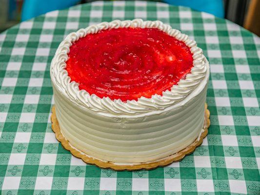 Vanilla Strawberry Cake