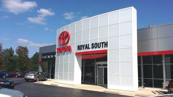 Royal South Toyota Scion
 3115 South Walnut Street
 Bloomington, Indiana 47401
 812-331-1100
 http://www.royalsouthtoyota.com/