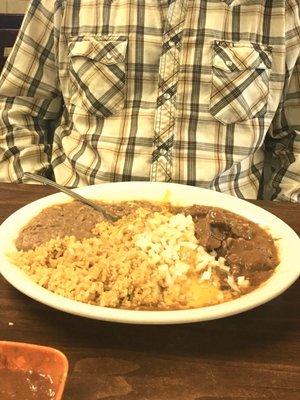 Texas plate.  Cheese enchilada and Carne gusada.