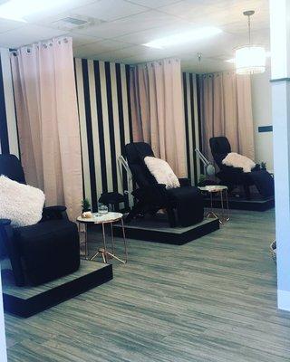 Lash Lounge area