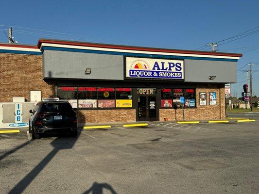 Alp's Discount Liquor & Smoke