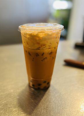 Thai tea iced with boba (large)