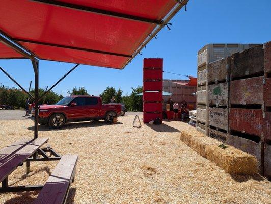 Picnic area and checkout