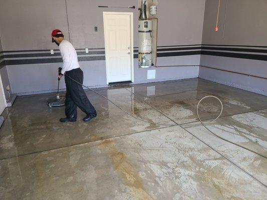 Professional cleaning of garage floors.