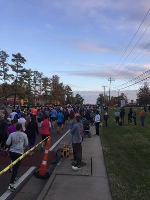 900+ Participants at this years Fleet Feet Sports' Turkey Day 8k Thanksgiving Morning 2015.