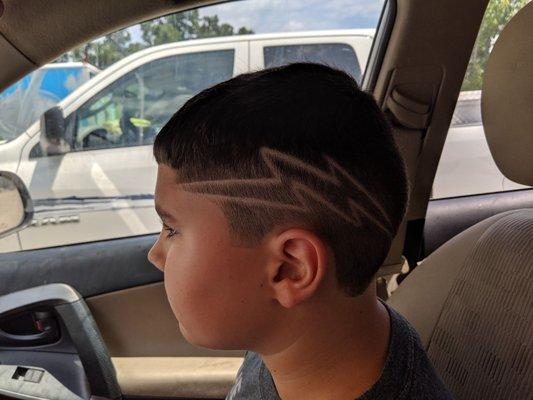 Haircut with fade and design