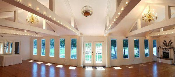 Stunning Ballroom!!