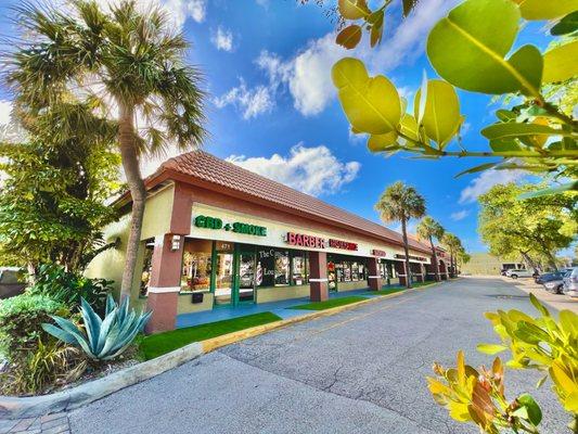 LiftOff Cannabis Boutique x Smoke Shop: Boca Raton's Local source for CBD / Delta 8 THC / Vape / Tobacco / Sleep CBD Gummies / CBG / CBN