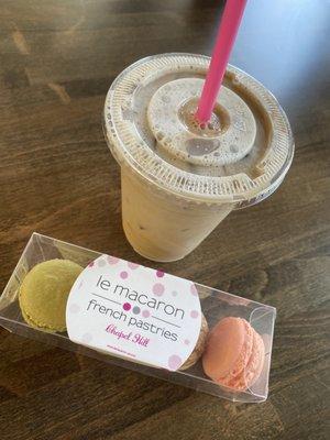 Cold brew & macarons