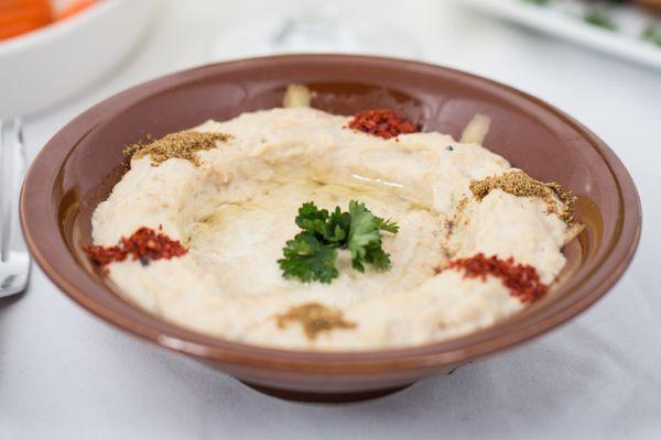 Fresh home made Garbanzo Hummus with home made tahini