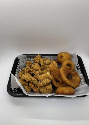 Catfish nuggets and onions rings