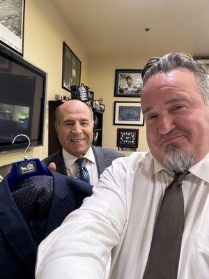 Customer Vincent Tucci in Irvine bought 5 suits.