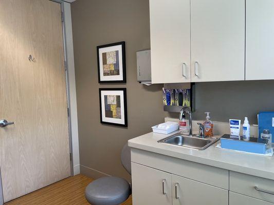 Bay Area Foot and Laser's Walnut Creek office exam room.