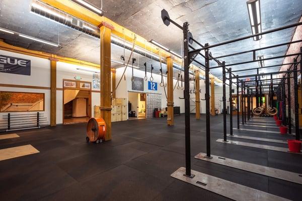 Picture of the main CrossFit room.