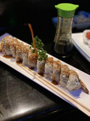 Crunchy shrimp roll