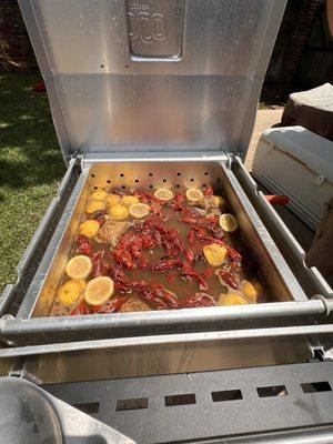 Select crawfish in the LOCO