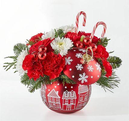 Ornamental Christmas centerpiece