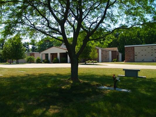 Chapel Hill Memorial Gardens & Funeral Home