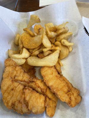 Chicken Tenders basket with fries