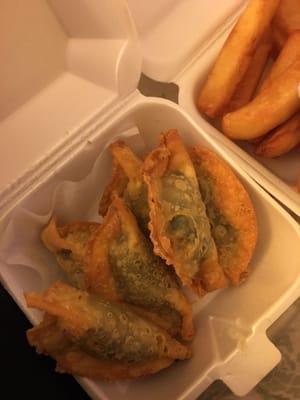 Spinach & Artichoke Wontons ($5.50 for order of 6)