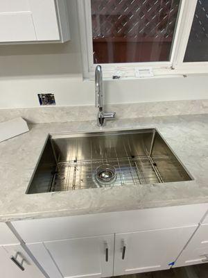 New faucet and sink.