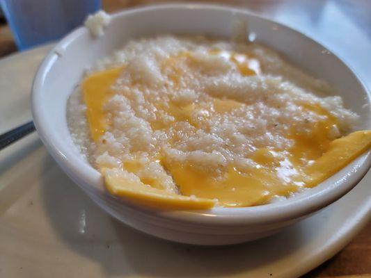 Grits with cheese