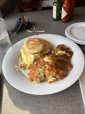 Sausage muffin with hashbrowns