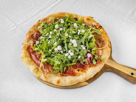 Sourdough Pizza with Prosciutto, Goat Cheese & Arugula