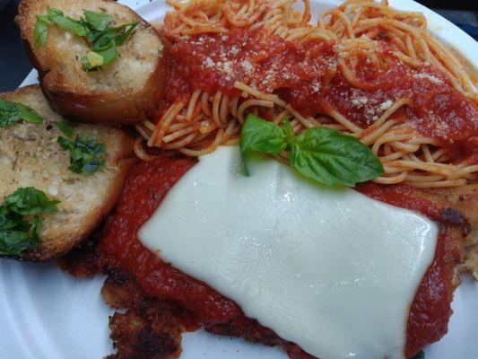 Chicken parmigiana, spaghetti and garlic bread! YUM!